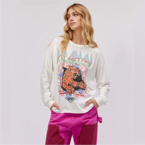 NWT Daydreamer Def Leppard Hysteria Long Sleeve - Picture 2 of 5